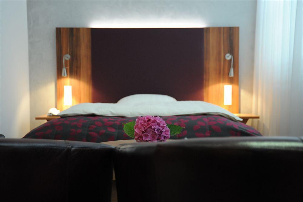 Hotel Kronenhotel 4*